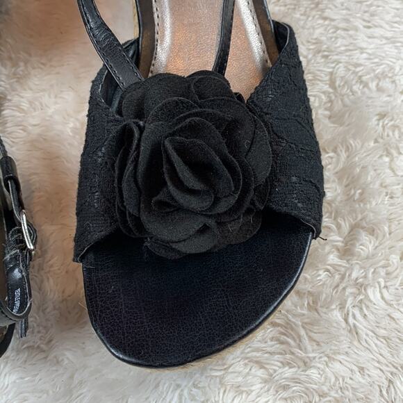 Route 66 fabric flower raffia espadrille wedge sandals, 9.5 - Picture 2 of 9